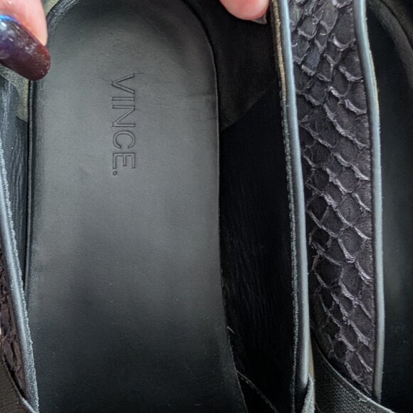 VINCE Berlin Python Embossed Slip-On Sneaker LIKE NEW size 10/41.5 - Picture 9 of 9
